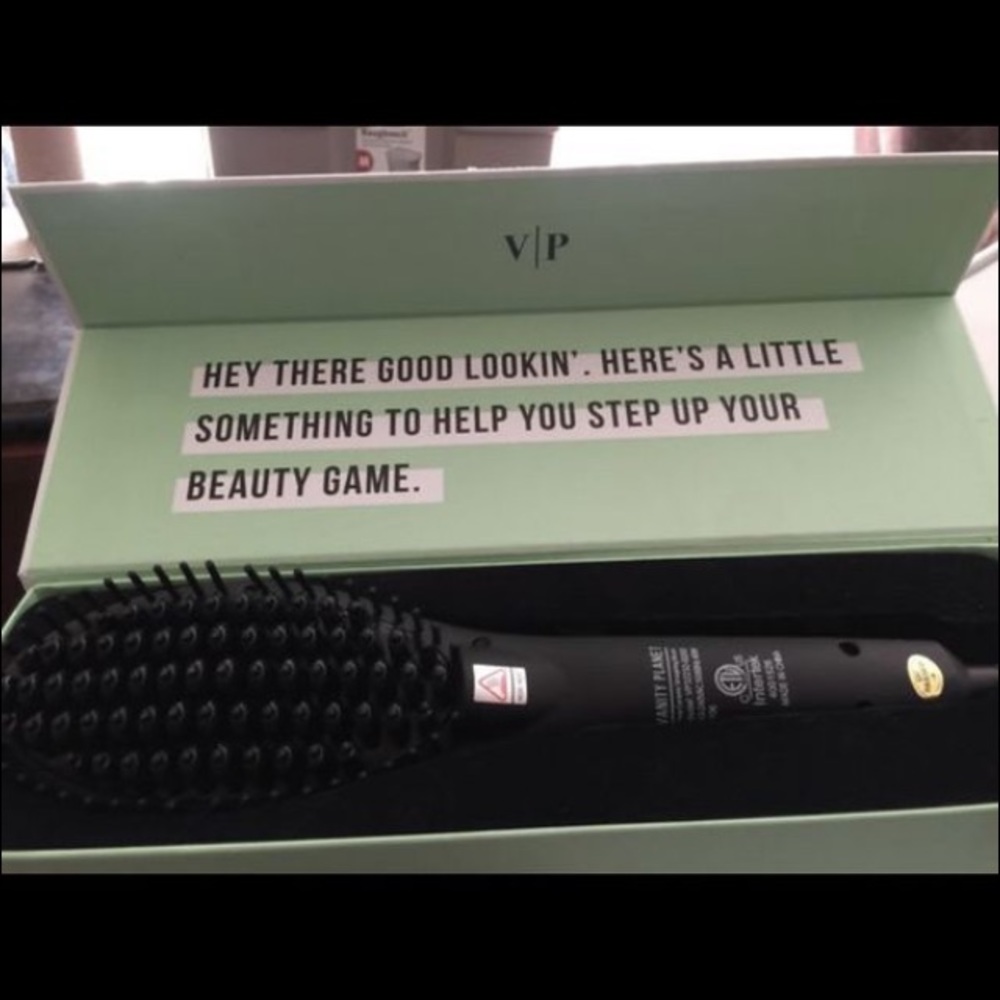 straightener brush